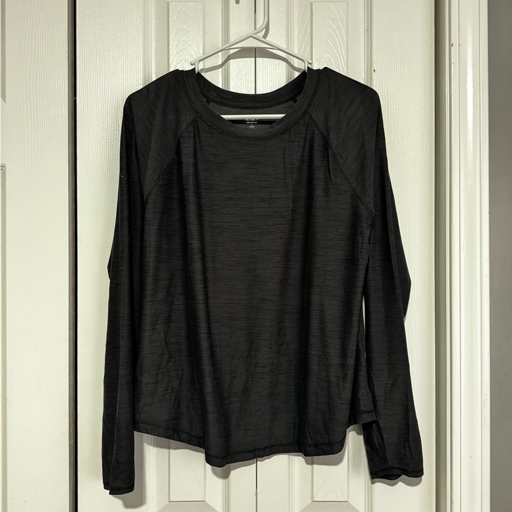 Old Navy Black Long Sleeve Women's Top